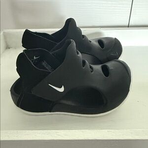 Nike Kids Black and White Sandals